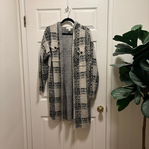 Sweaters - Neutral coloring long super soft cardigan with hood and side pockets.